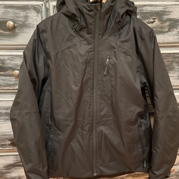 The North Face Women's Black Jacket - Picture 6 of 8
